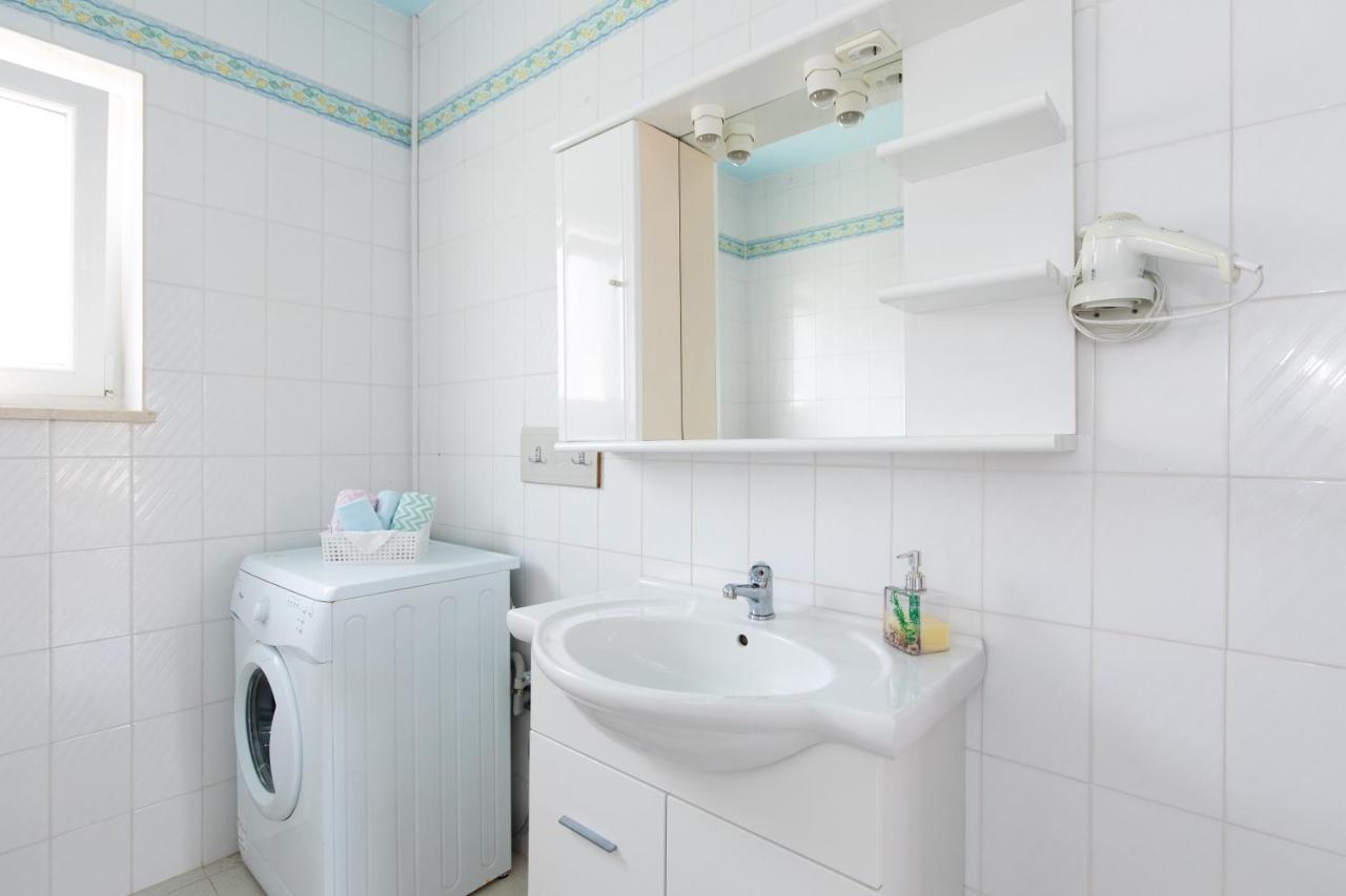 Adria-Holiday House With A Private Pool In Krk Kornić Exteriör bild